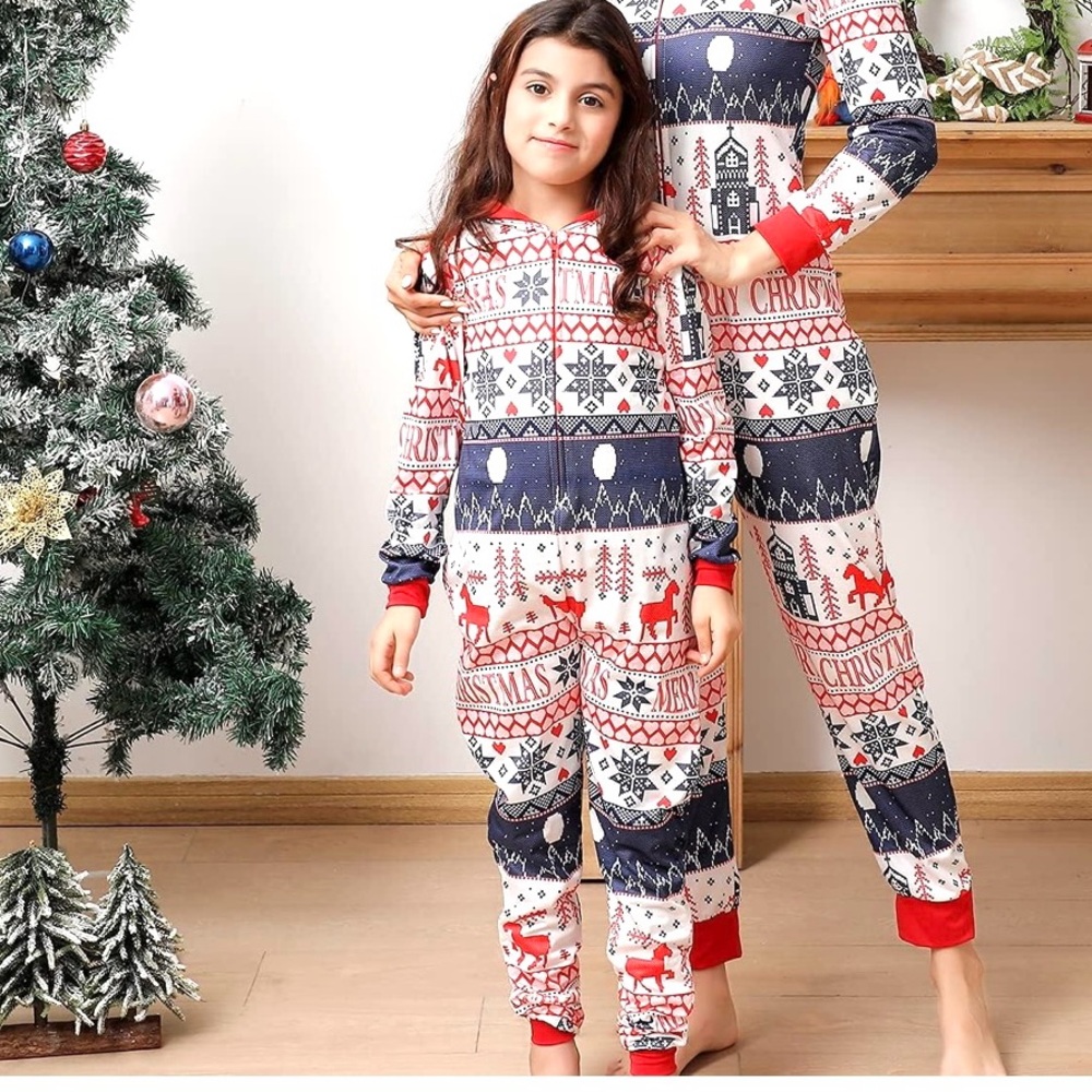 NEW Hooded Onesie Christmas Pajamas Kids 2/3